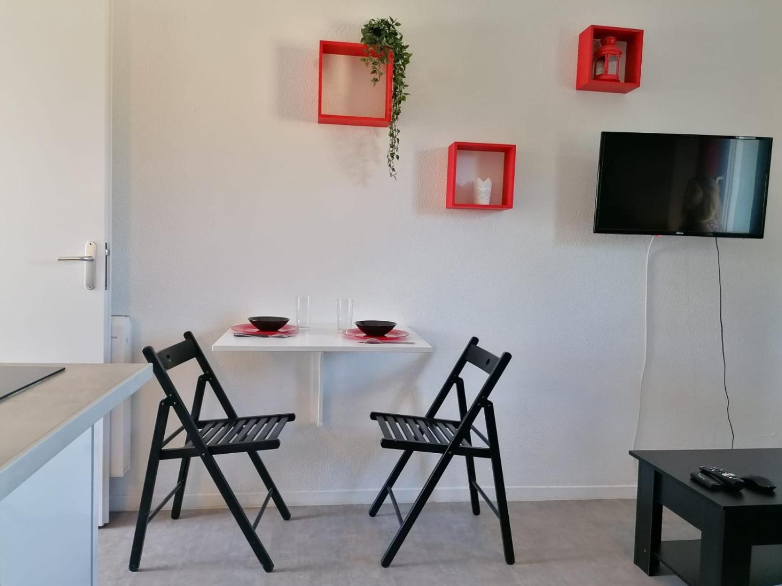 La Sweet House Rouge* Au Pied Des Remparts *wifi* Appartement Avignon
